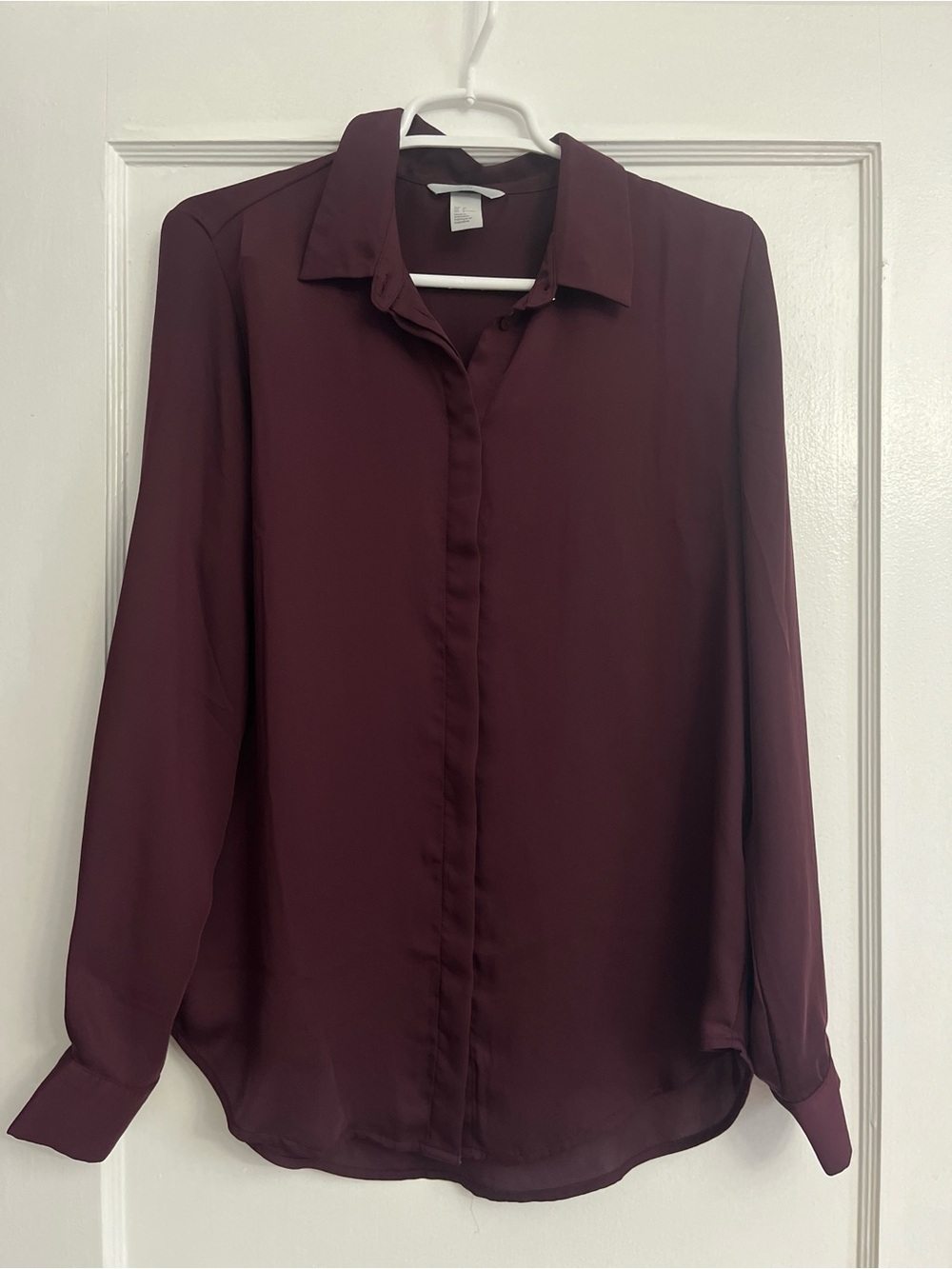 H&M Women's Burgundy/Plum Button-Front Blouse
